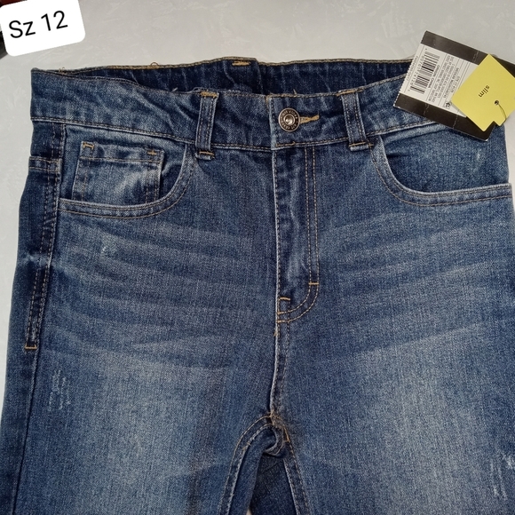 Art Class Casual Jean Slim Skinny Low Rise Mid Wash Distres Patch Whisker School - Picture 3 of 10